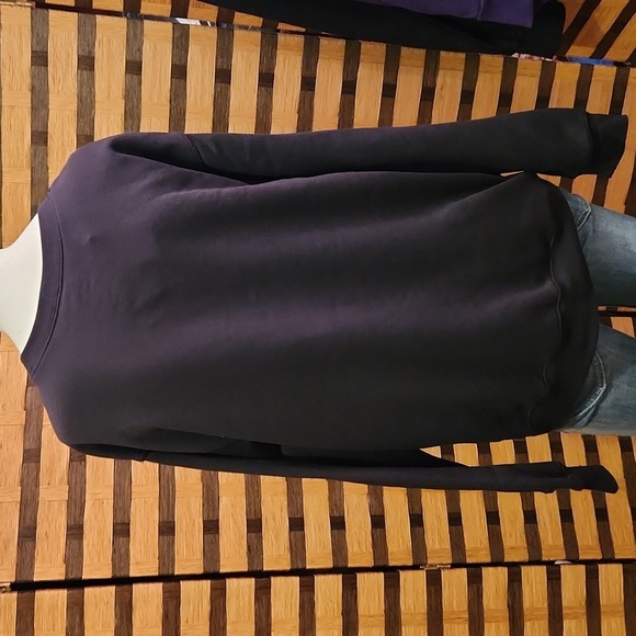 NWT!! Disney Nightmare fleece sweatshirt goth - Picture 4 of 6